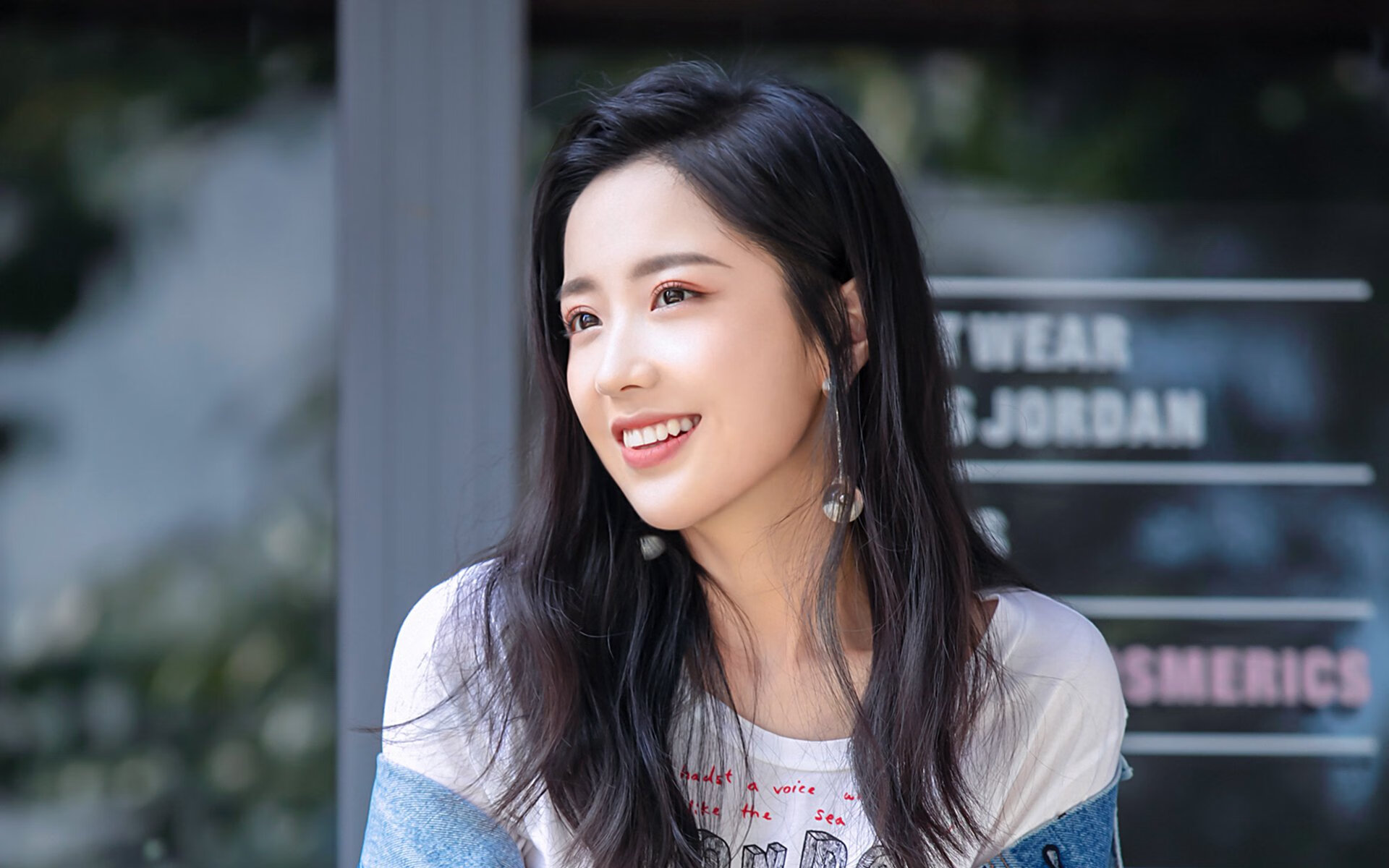 跨界控卫的绿茵魔法，德甲争冠夜，一场莫兰特式的节奏革命